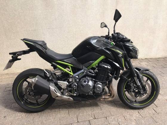KAWASAKI Z900 